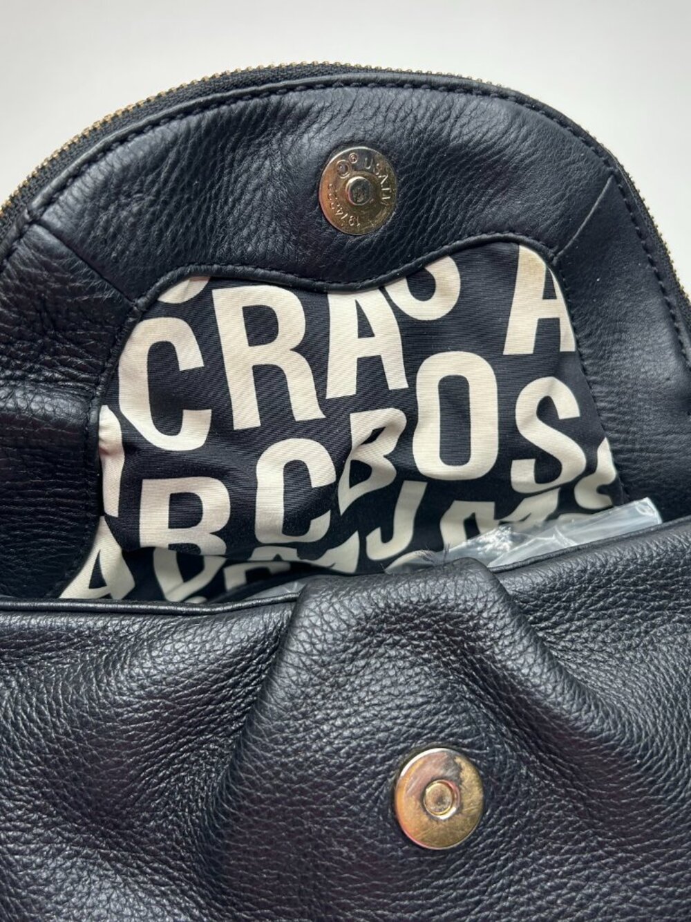 Marc by MARC JACOBS Classic Small Version Q Natasha Crossbody Black Leather Bag - Picture 8 of 12